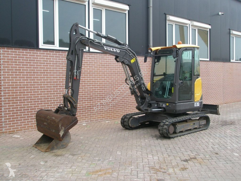 Skovl Volvo D