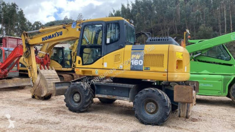 Excavadora de ruedas Komatsu