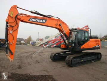 Pelle sur chenilles Doosan neuve