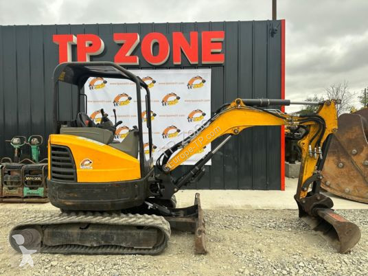 Escavadora Bobcat e26 canopy