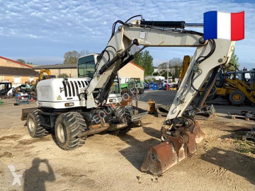 Pelle sur pneus Terex