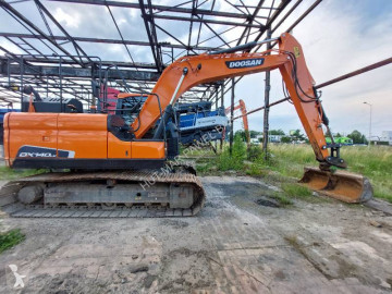 Escavatore cingolato Doosan