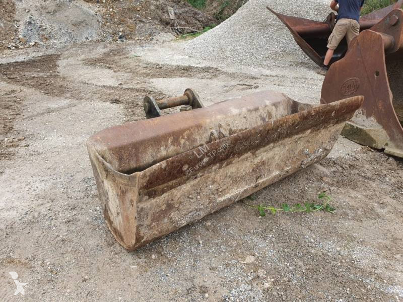 Escavatore Hyundai ROBEX 210 NLC-7