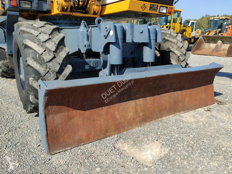 Excavator Liebherr Maszyna po Pełnym...