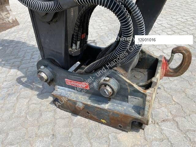 Escavatore Volvo ECR 235 E L MIETE / RENTAL...