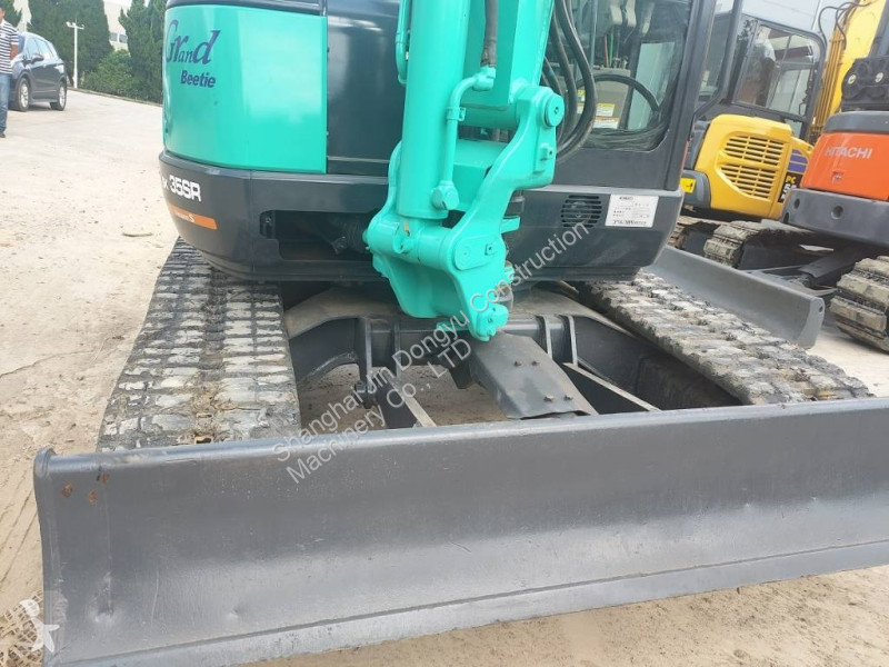 Escavadora Kobelco 35