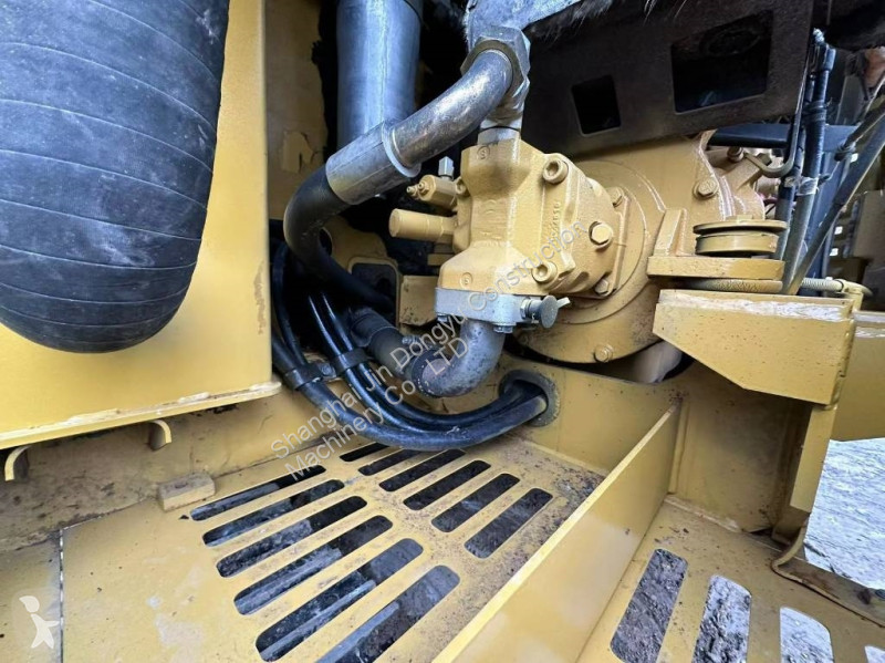 Lopatový nakládač Caterpillar 305.5E