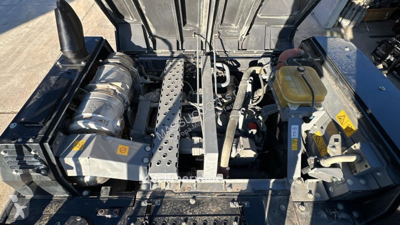 Excavadora Hitachi 0LCN-6