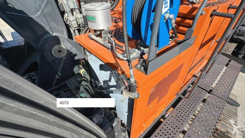 Escavatore Hitachi KMC750S-7