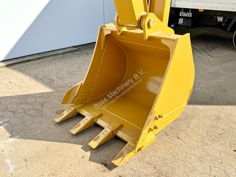 Excavator Caterpillar 3 - 16 Meter Long Reach /...