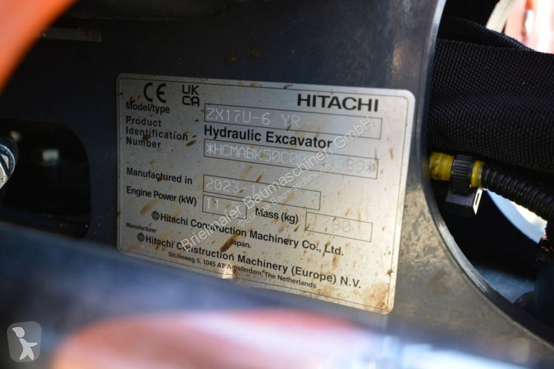 Escavadora Hitachi ZX 17 U-6