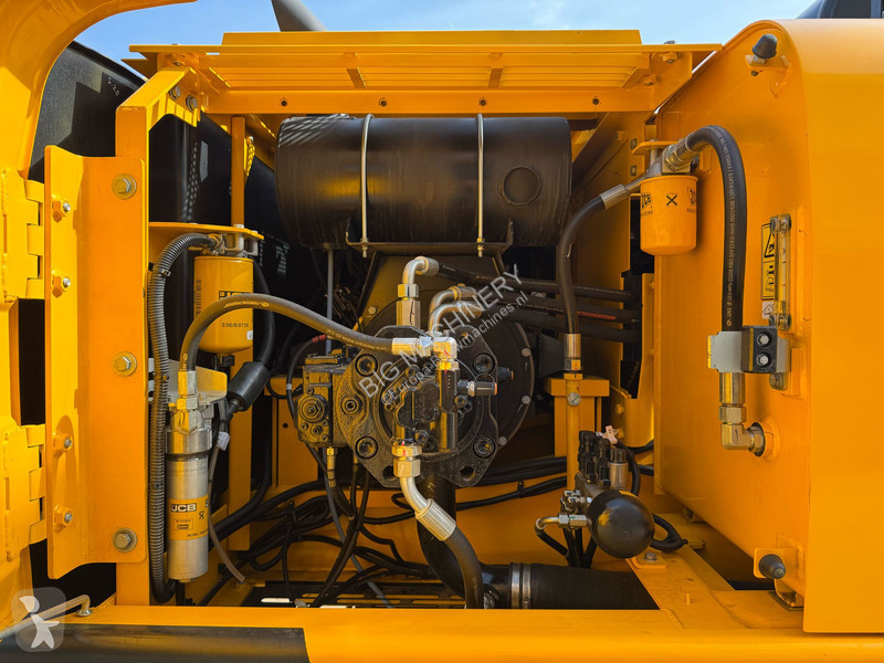 Escavatore JCB 245LR Long Reach Excavator