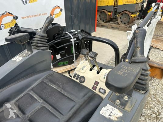 Lopatový nakládač Bobcat e10 joystick à 12500€ ht