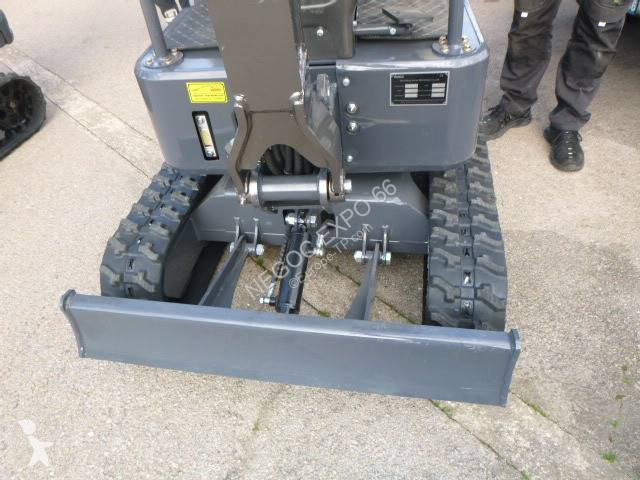 Escavadora Titan YCW-15 KOOP