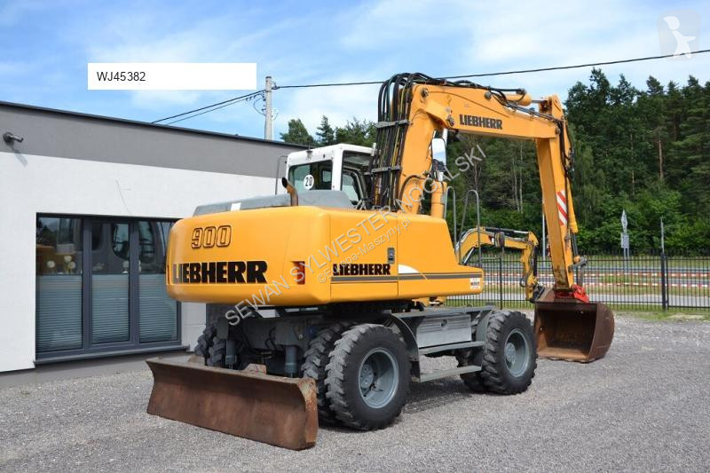 Excavator Liebherr