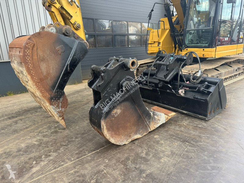 Excavator Caterpillar 325F LCR - 3 buckets