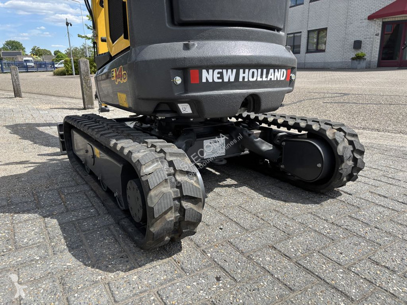 Escavadora New Holland E14D Minigraver
