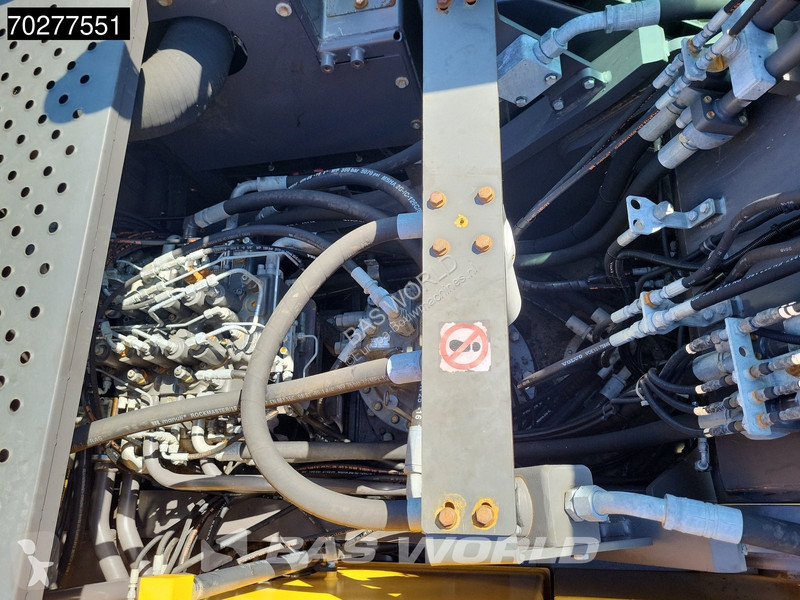 Graafmachine Volvo C300 L NOVATRON GPS