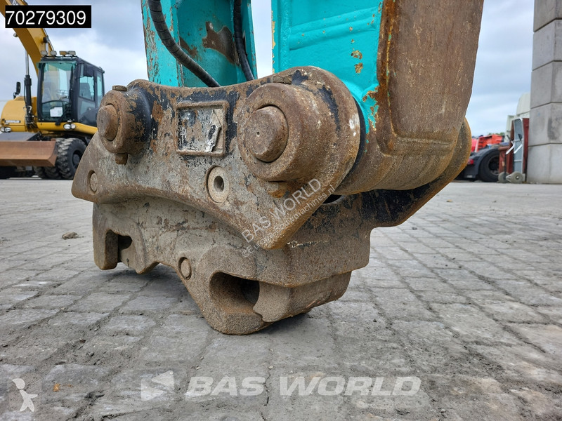 Escavadora Kobelco SK130 LC-11