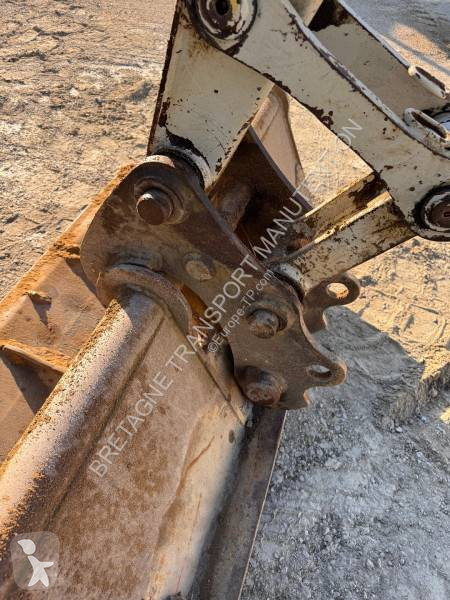 Escavadora Takeuchi
