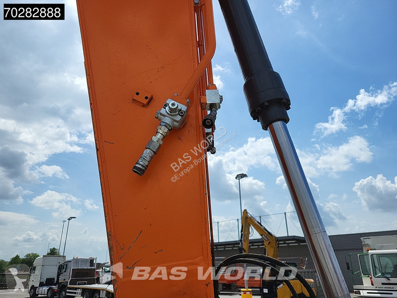Escavadora Doosan -7 4 BUCKETS