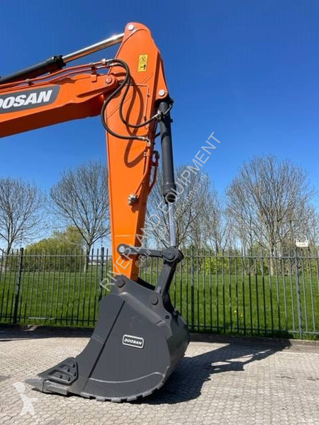 Escavadora Doosan DX340 new unused factory EPA...