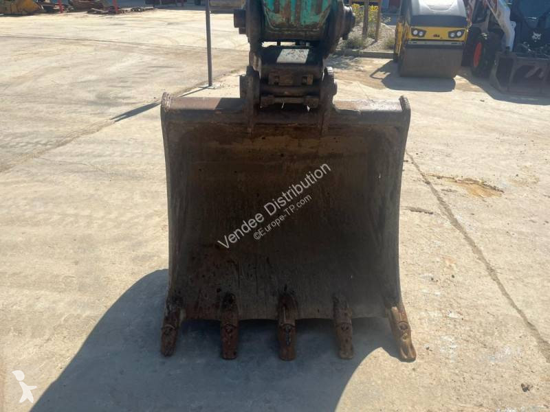 Escavadora Kobelco SK140RLC-3