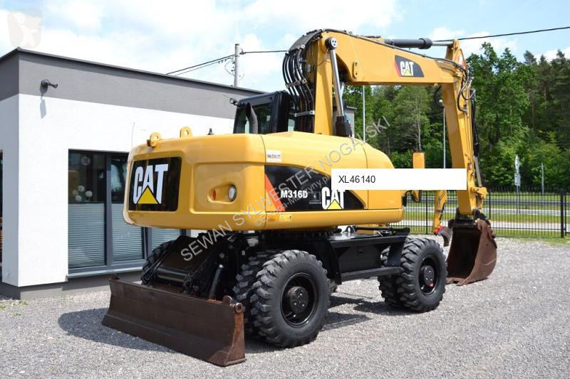Excavator Caterpillar D