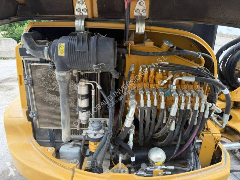 Excavadora Caterpillar