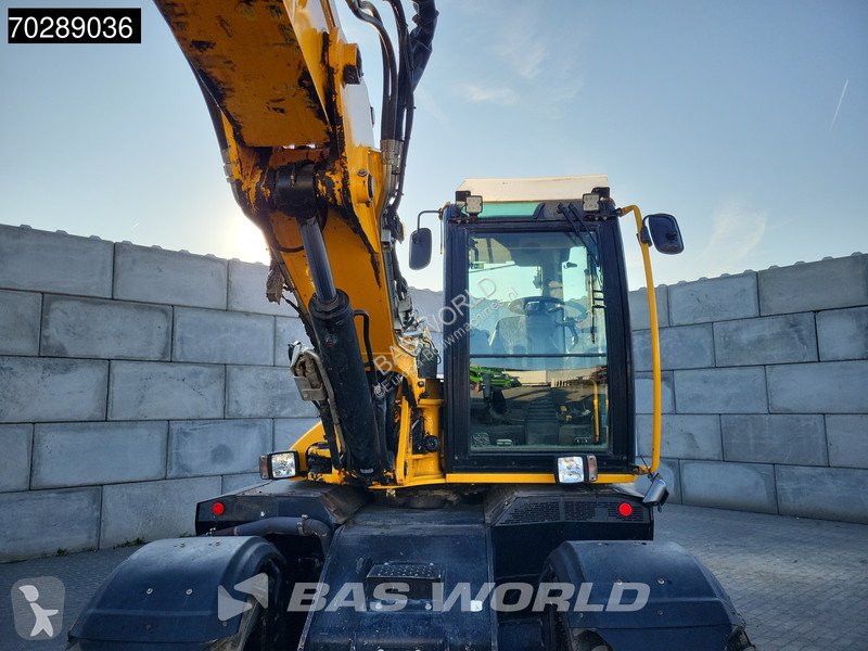 Escavadora JCB HD110W T4F HYDRADIG