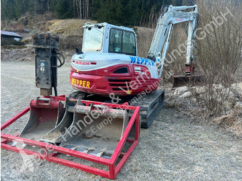 Escavadora Takeuchi