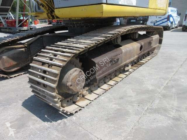 Escavatore New Holland