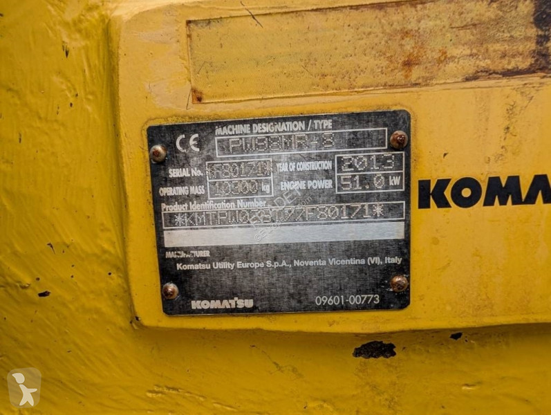Excavator Komatsu MR-8