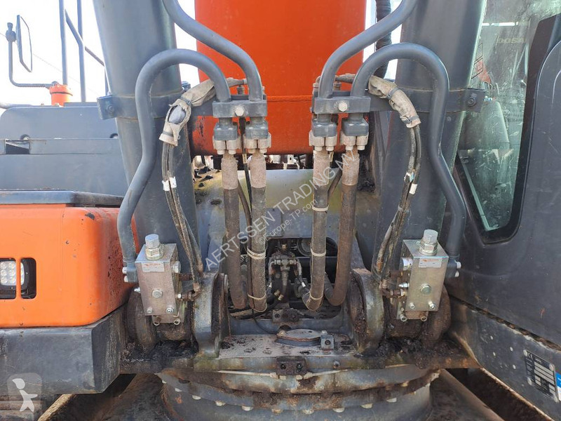 Excavadora Doosan -5 (Full Topcon 3D GPS)