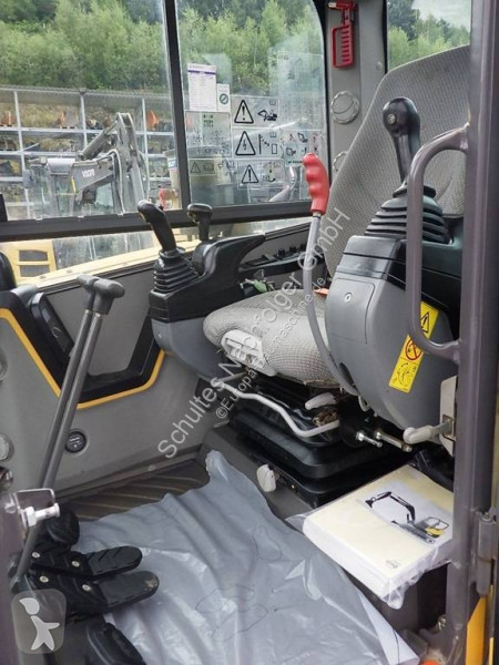 Lopatový nakládač Volvo D mit Tiltrotator...