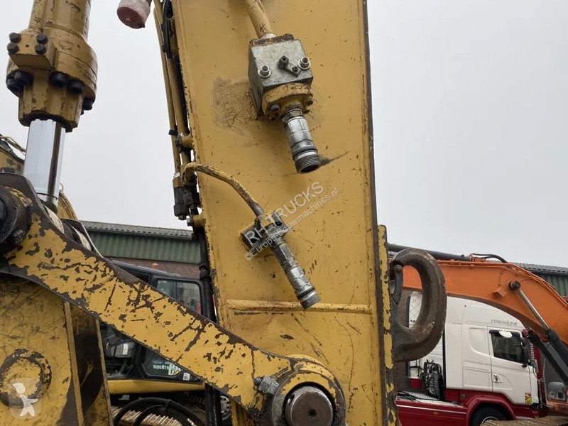 Excavator Caterpillar CAT C 17136 HOURS