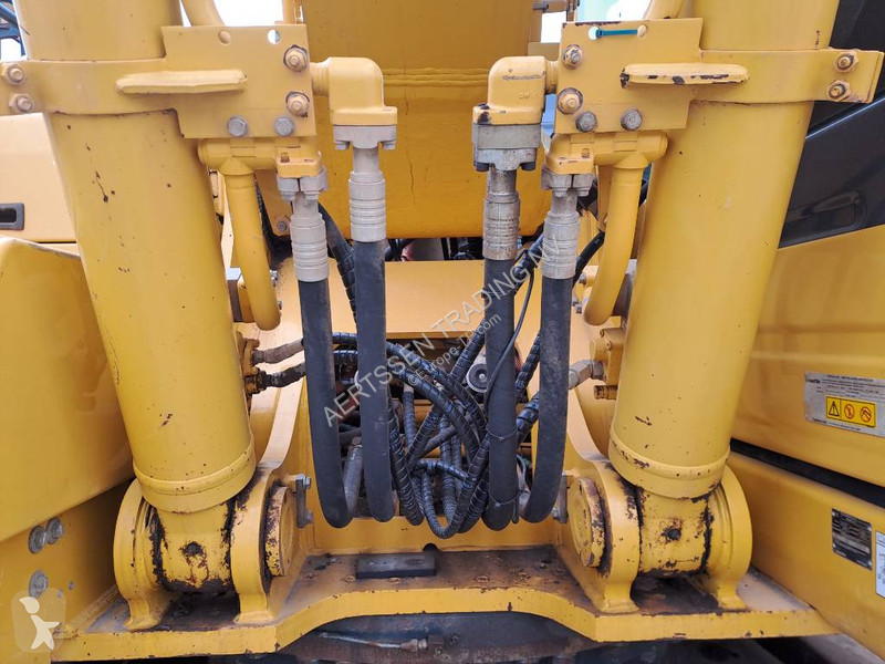 Lopatový nakládač Komatsu HB 365 LC-3 Hybrid