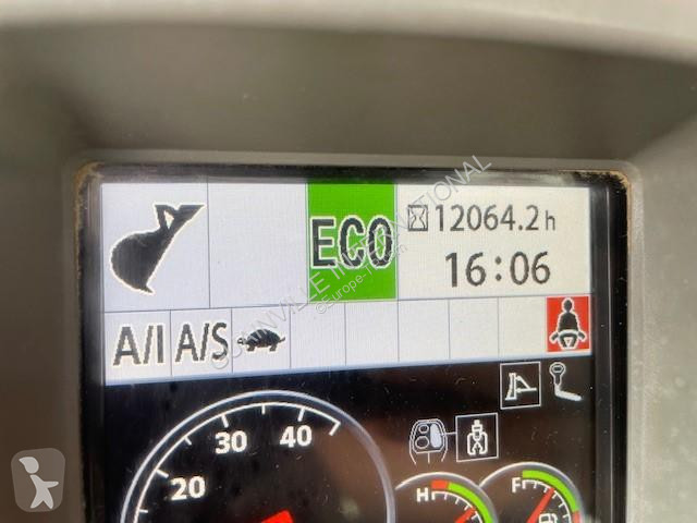 Escavatore Hitachi ZX140W-5B