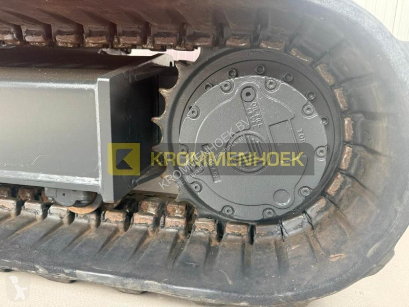 Escavadora Eurocomach ES 100 TR Powertilt