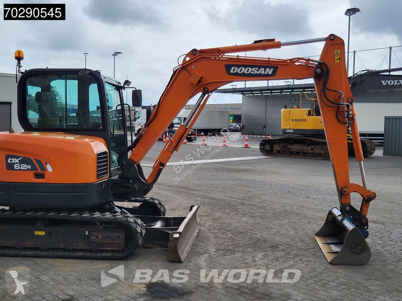 Graafmachine Doosan DX62 R-3 3 BUCKETS - A/C