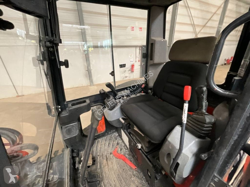 Escavadora Kubota 101-3 A 3