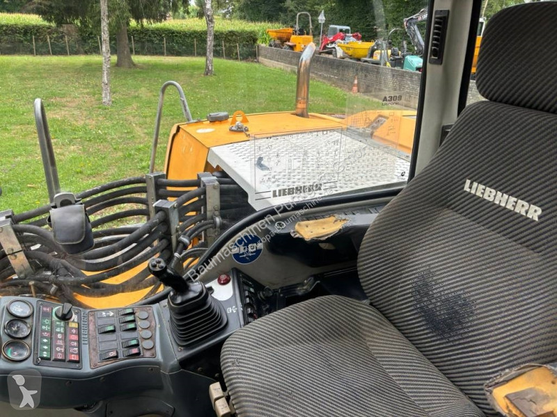 Excavadora Liebherr