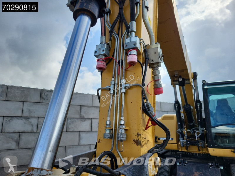 Excavator Caterpillar D
