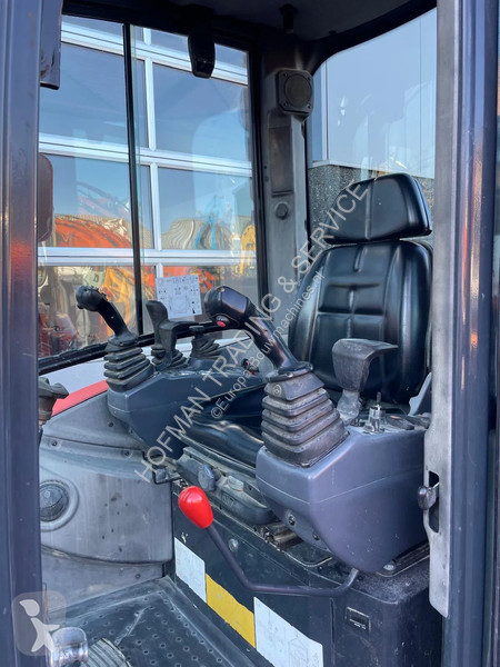 Escavadora Eurocomach ES28.2ZT