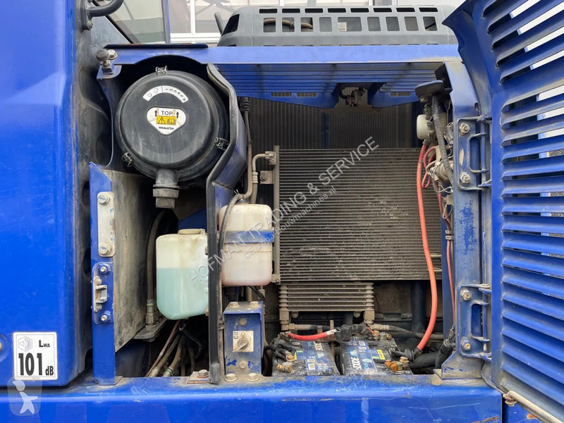 Graafmachine Komatsu PW148-8