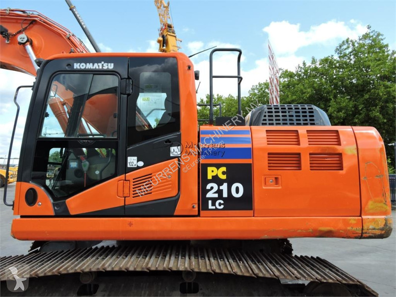 Escavatore Komatsu -10