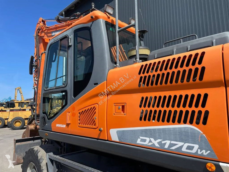 جرافة Doosan -5