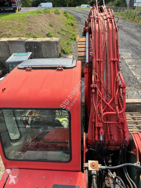 Escavadora Kobelco 210LC-6E