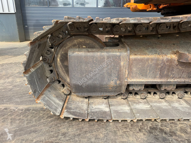 Escavatore Caterpillar