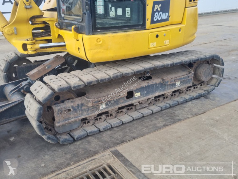 جرافة Komatsu PC80MR-5